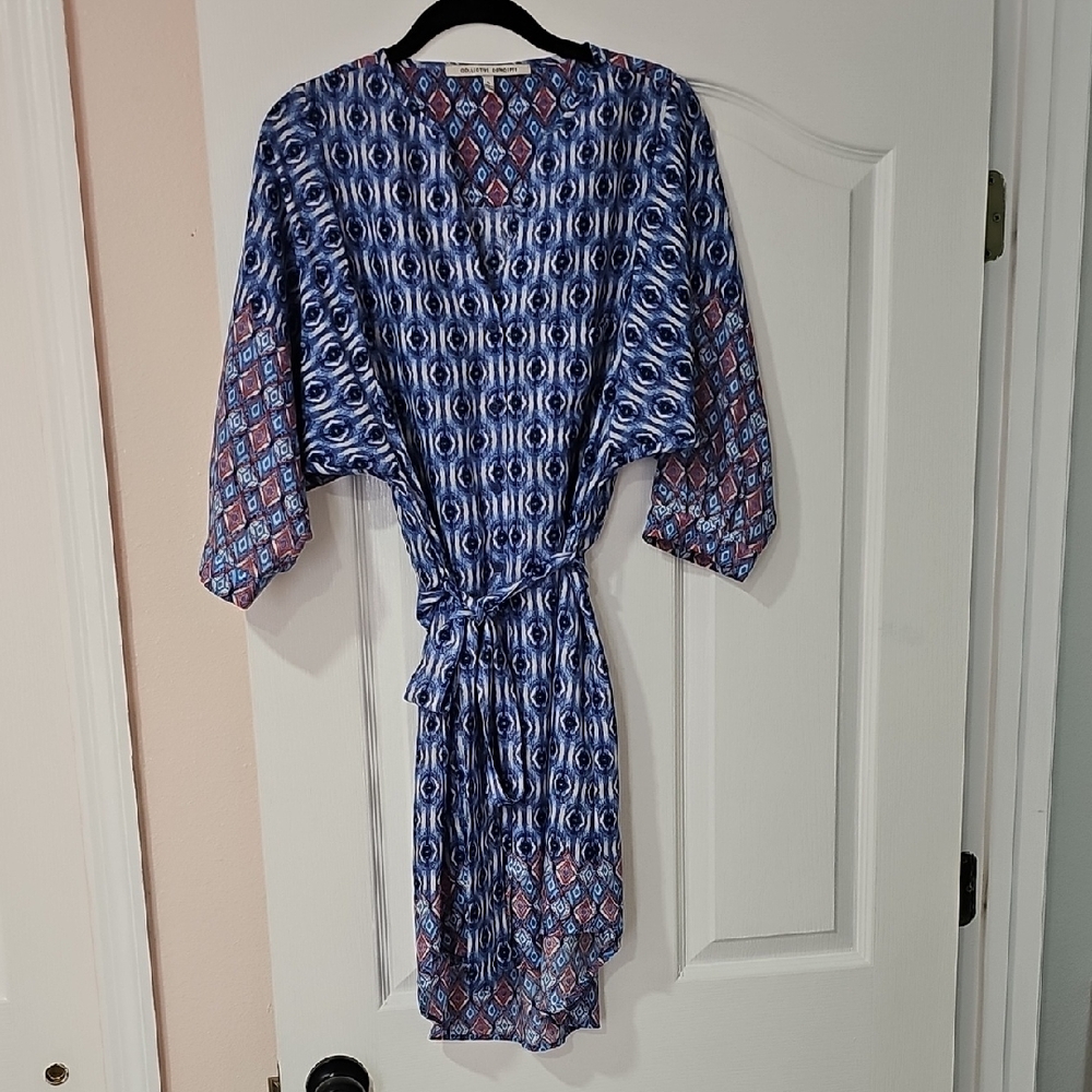 5/$40 Geometric Blue and Red Kimono Dress
